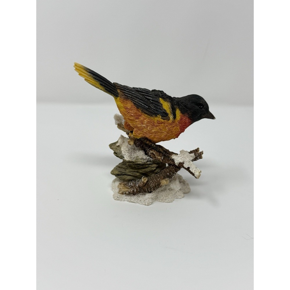 WESTLAND GIFTWARE - ORIOLE IN WINTER‎ (BIRD)